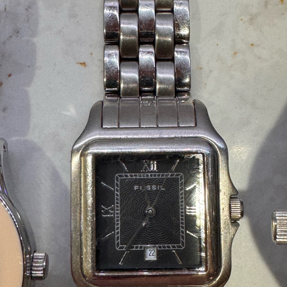 Lot of 5 Watches Men’s and Women’s - Picture 3 of 8